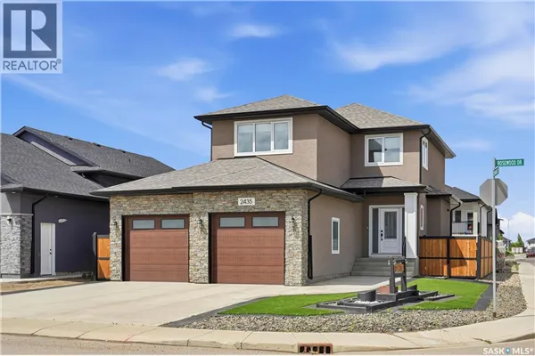 2435 Rosewood DRIVE