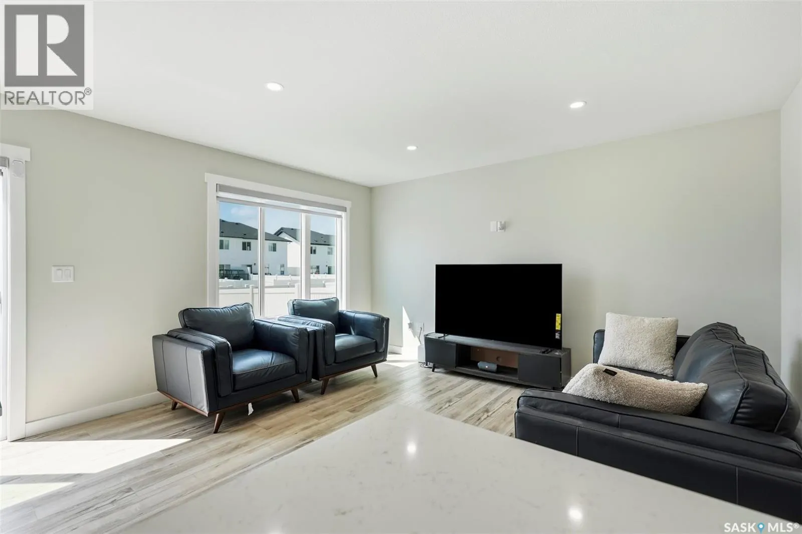 210 Schmeiser BEND