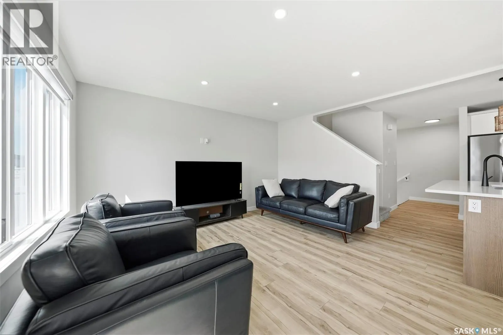 210 Schmeiser BEND