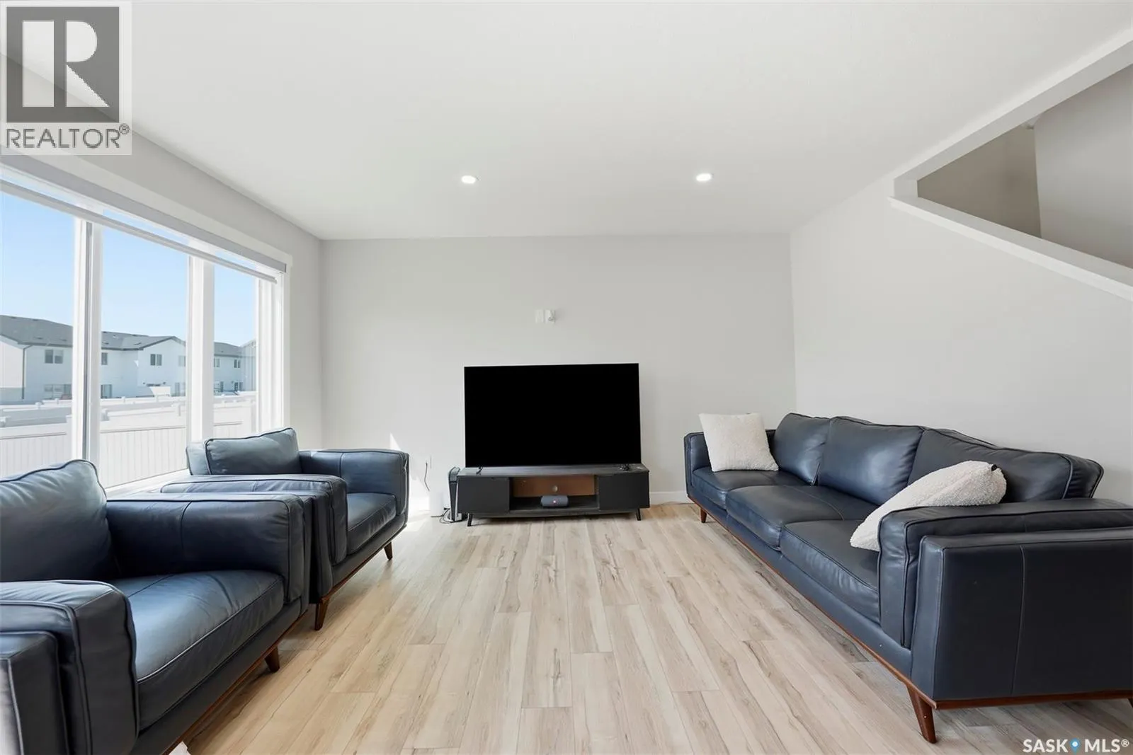 210 Schmeiser BEND