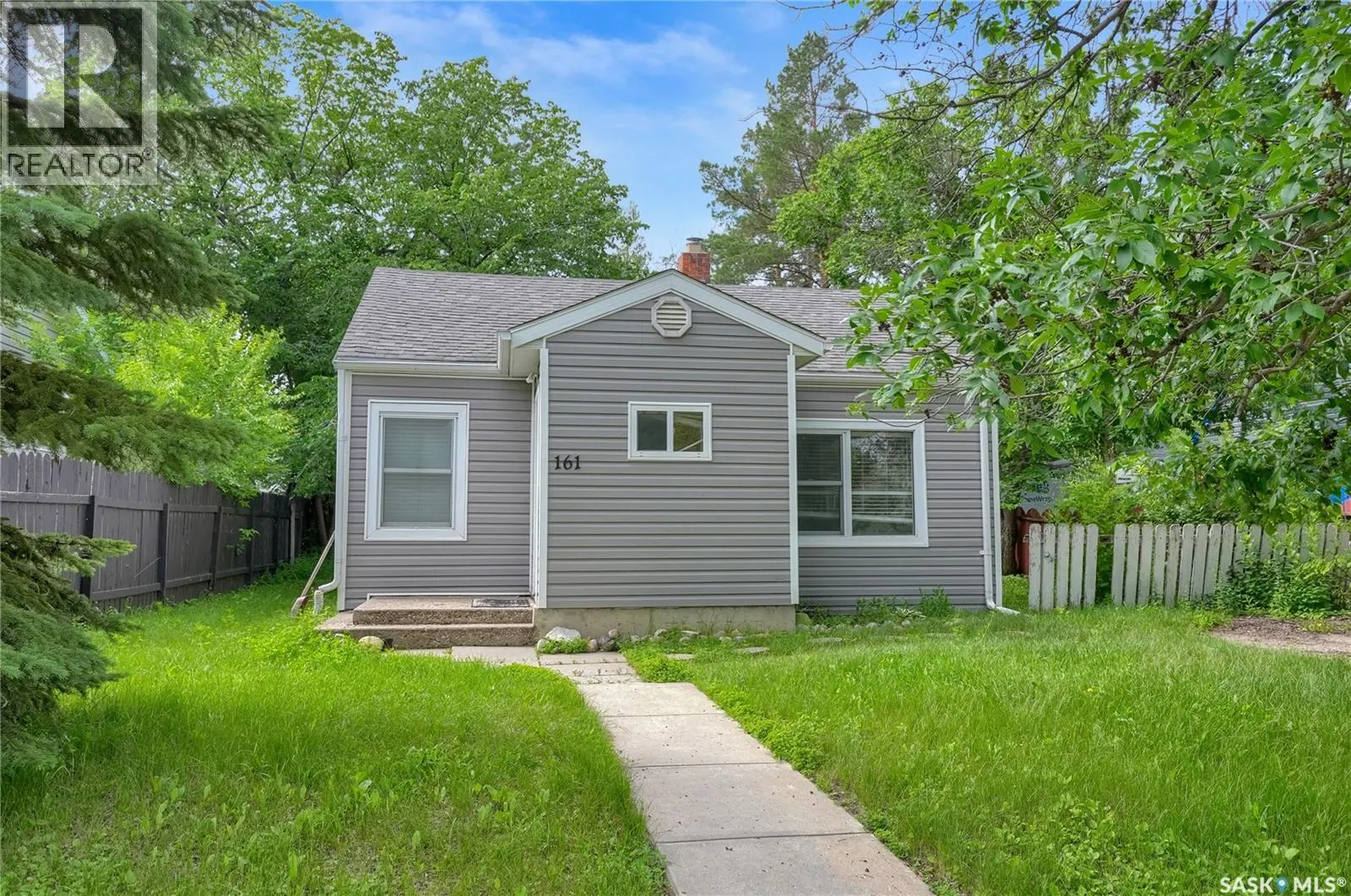 161 Lillooet STREET E