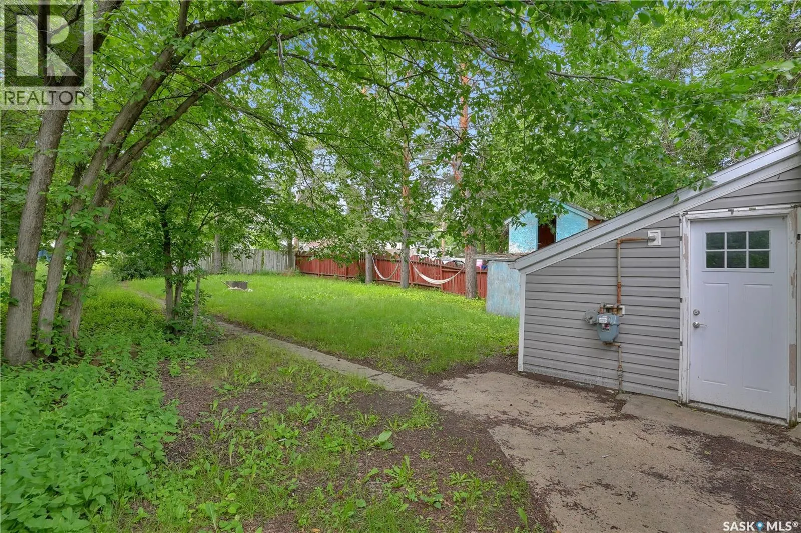 161 Lillooet STREET E