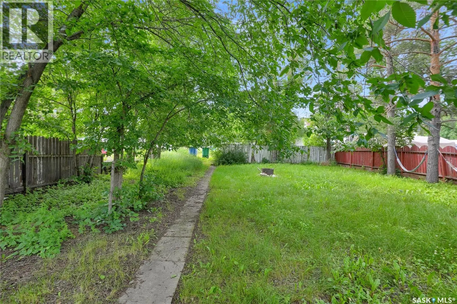 161 Lillooet STREET E