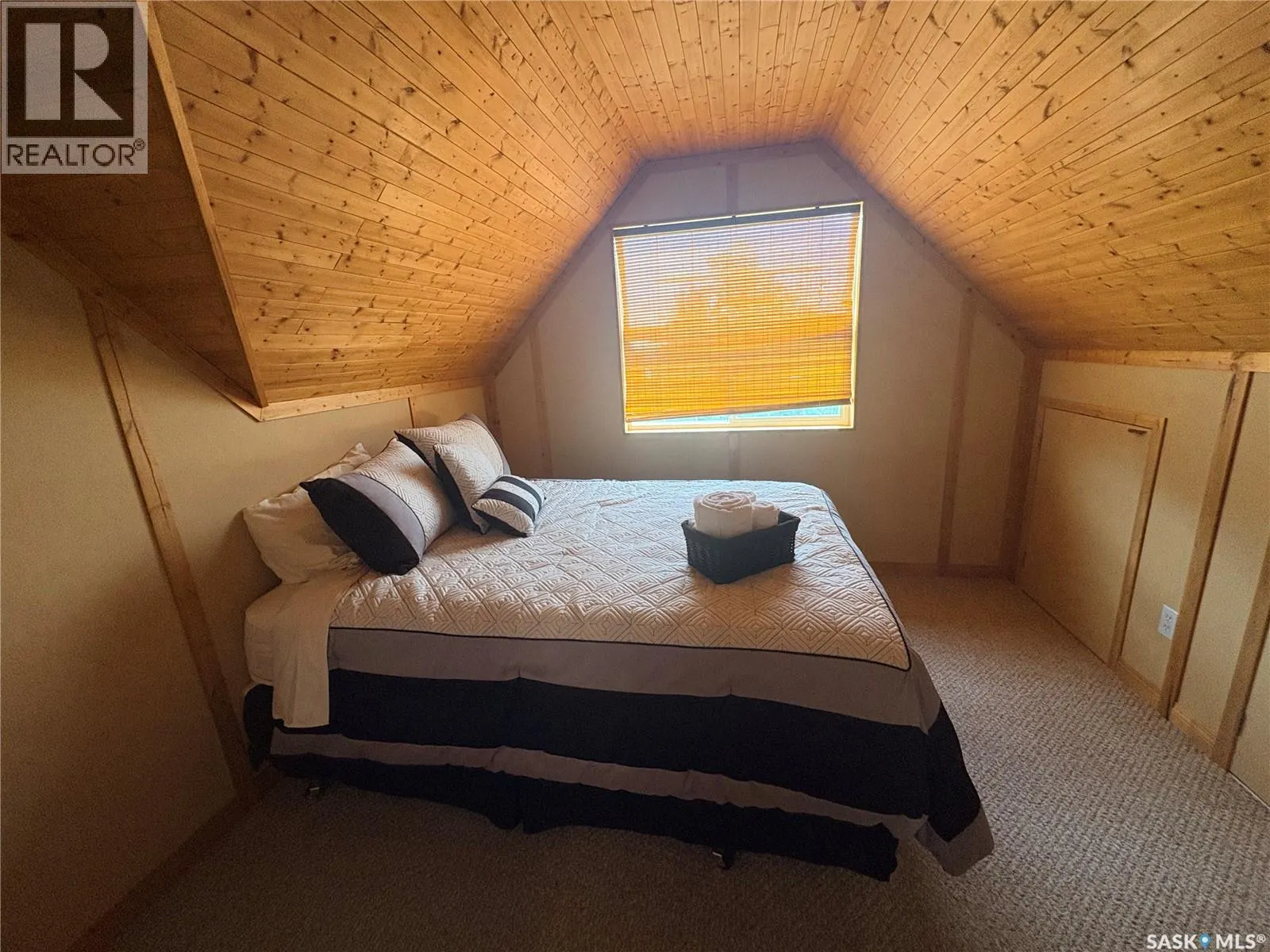 Joanette Dr Cabin