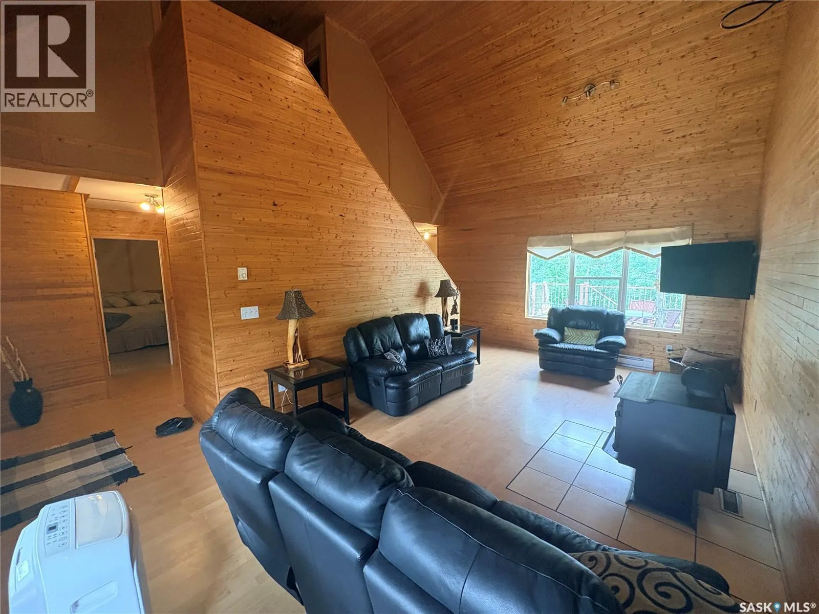 Joanette Dr Cabin