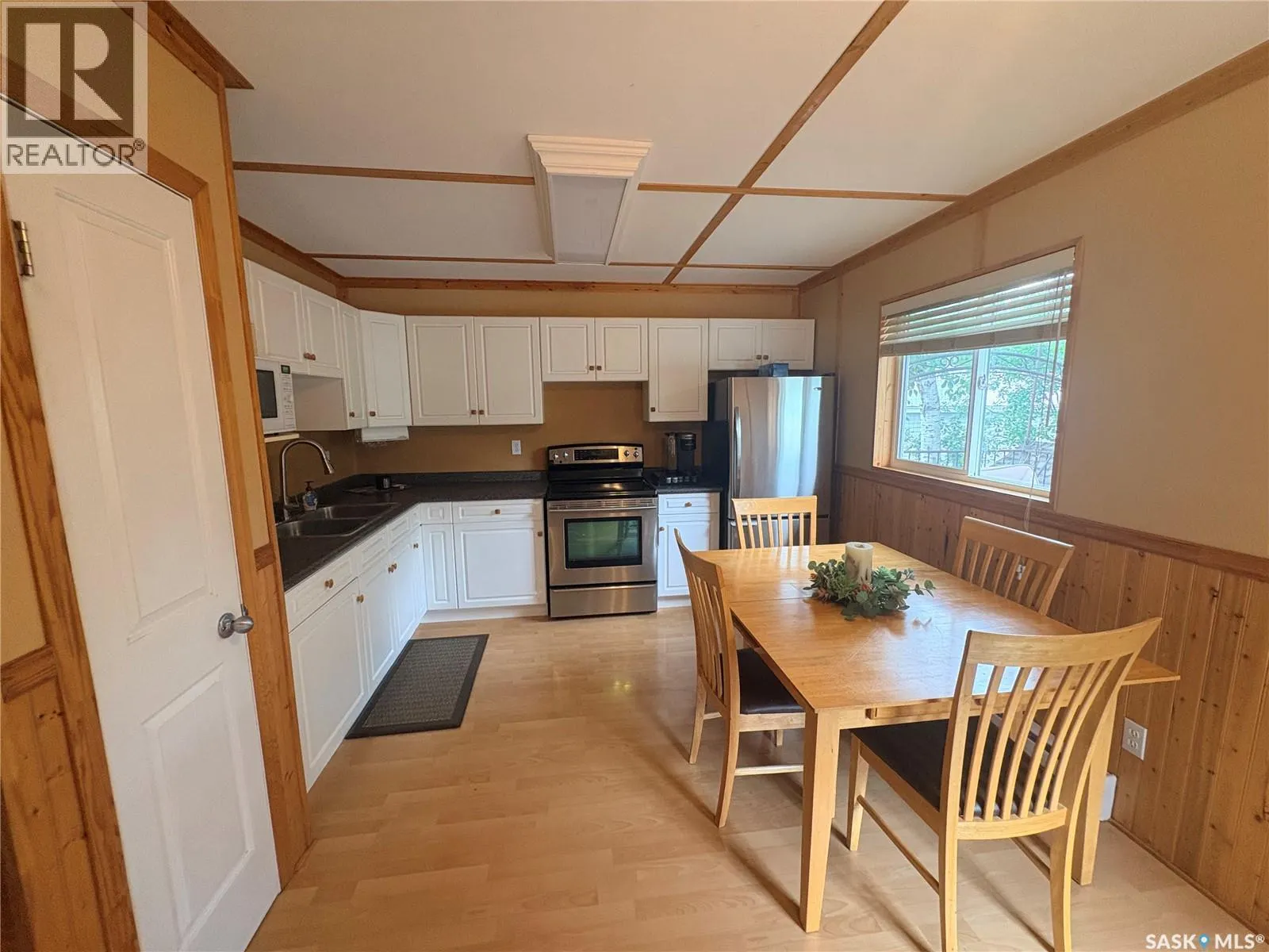Joanette Dr Cabin