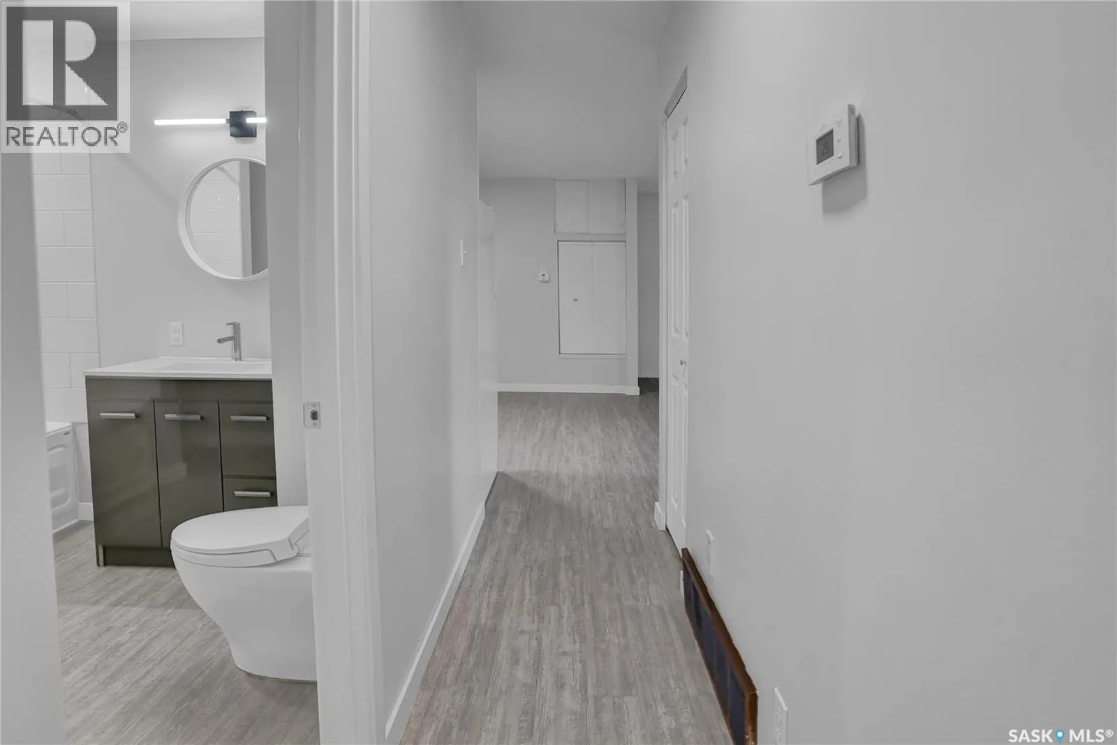 1228 Athabasca STREET W