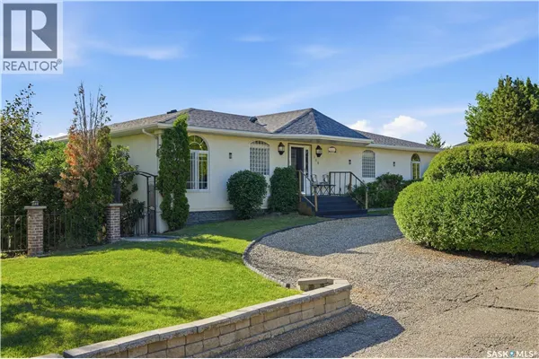 308 3rd STREET W