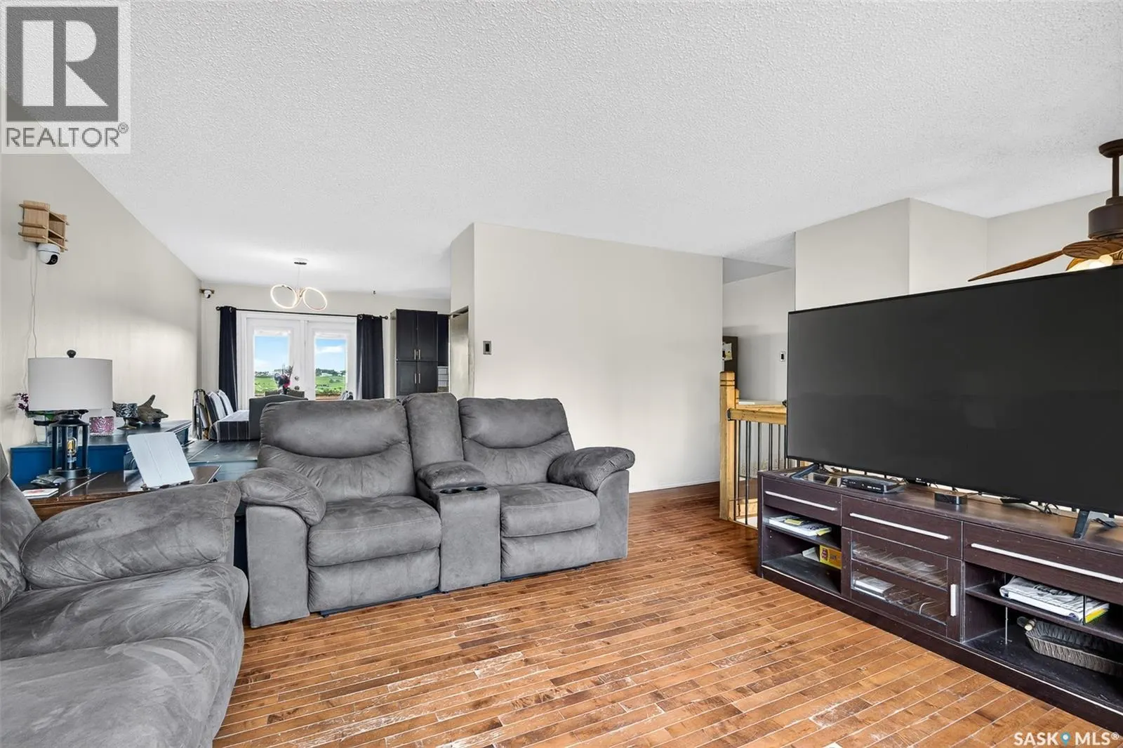 1355 Manitou CRESCENT