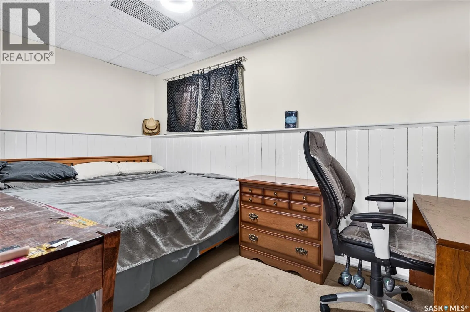 1355 Manitou CRESCENT