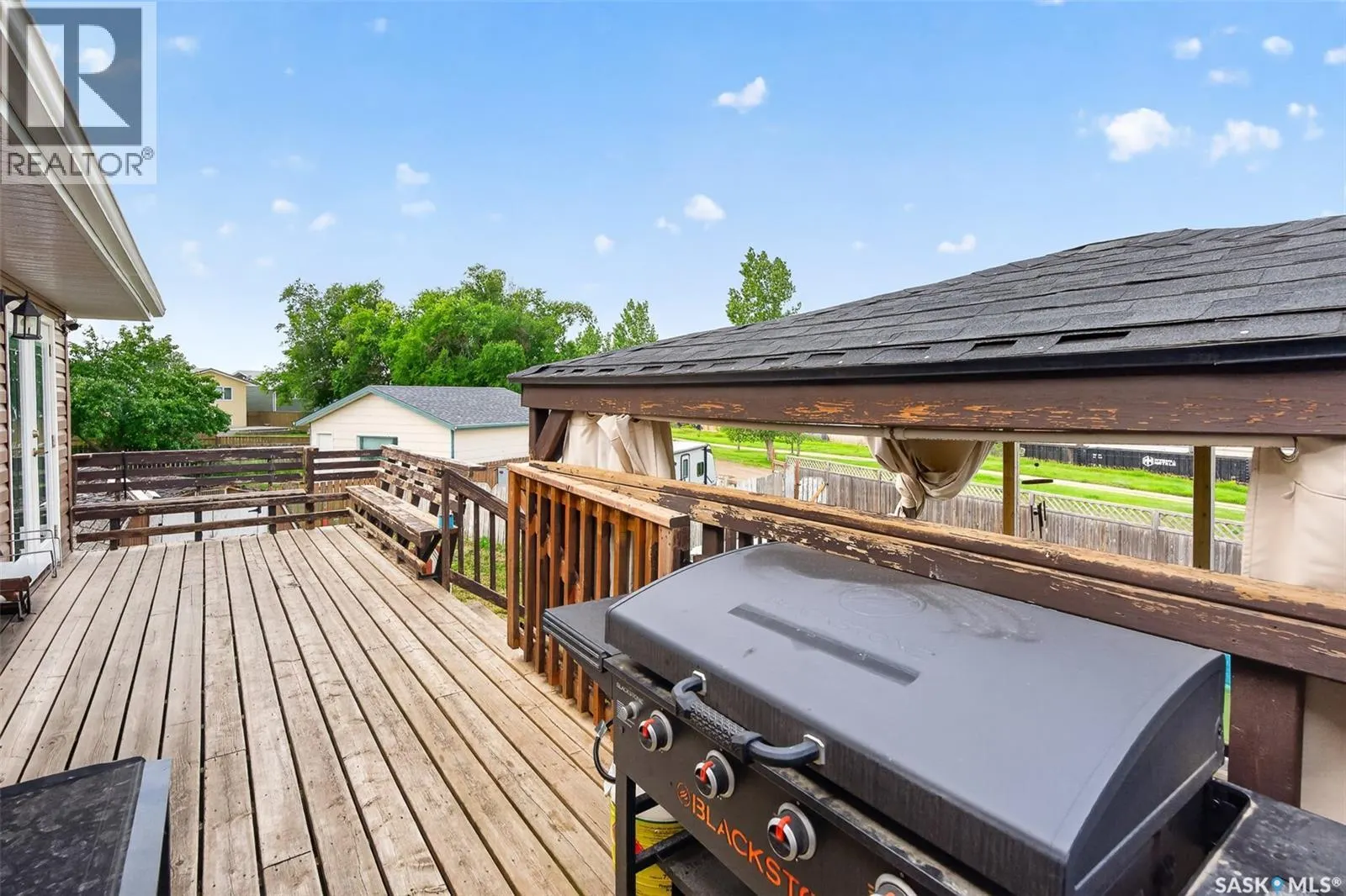 1355 Manitou CRESCENT