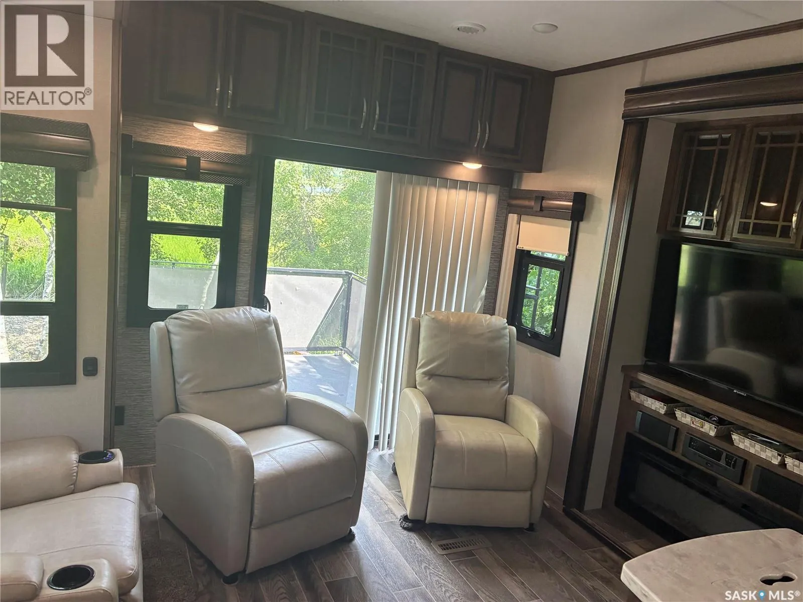 45 Poplar Beach RV Park