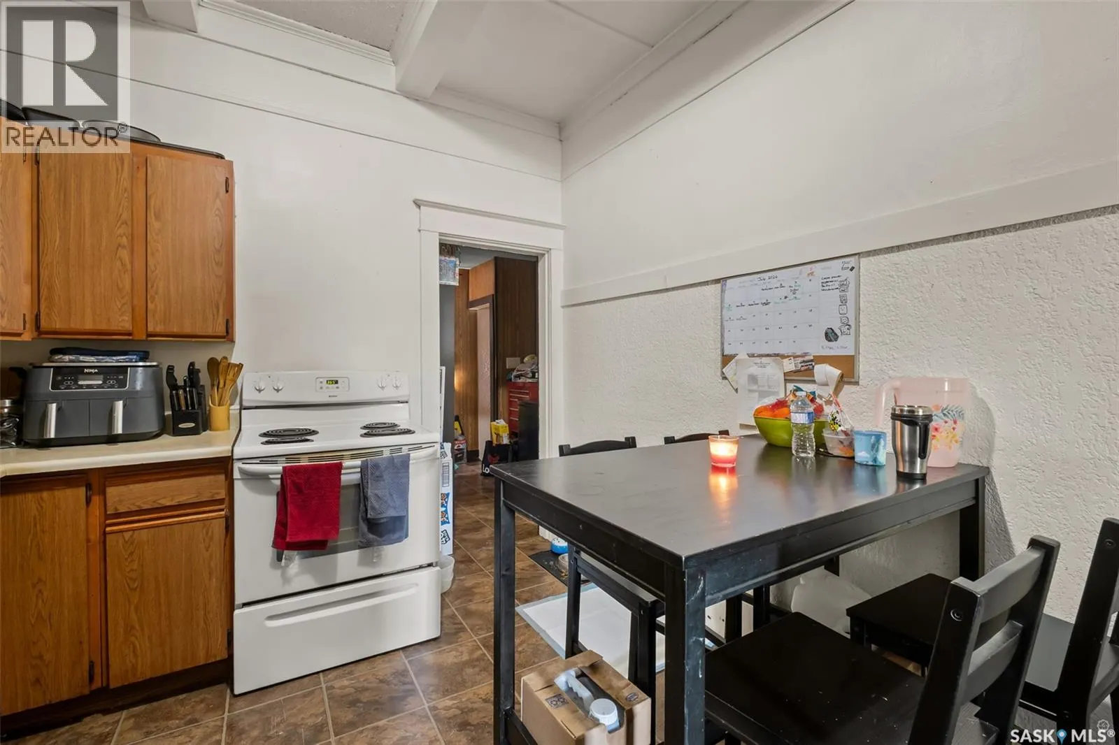 1313 6th AVENUE W