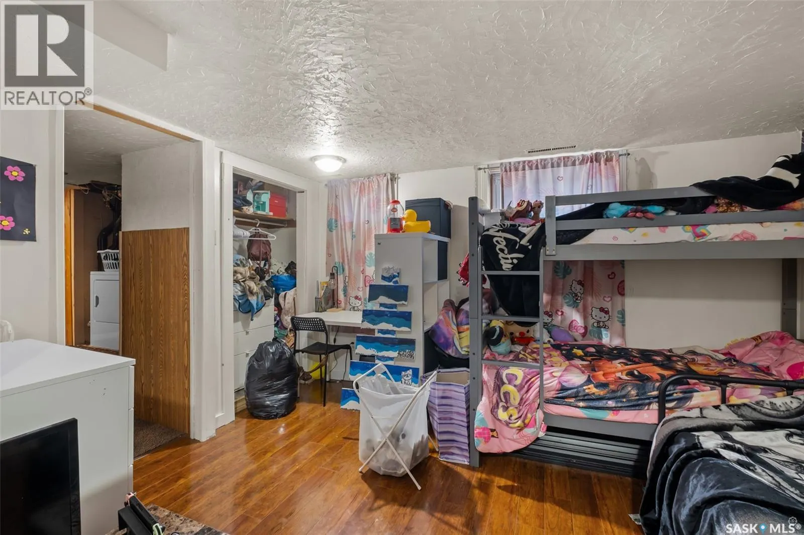 1313 6th AVENUE W