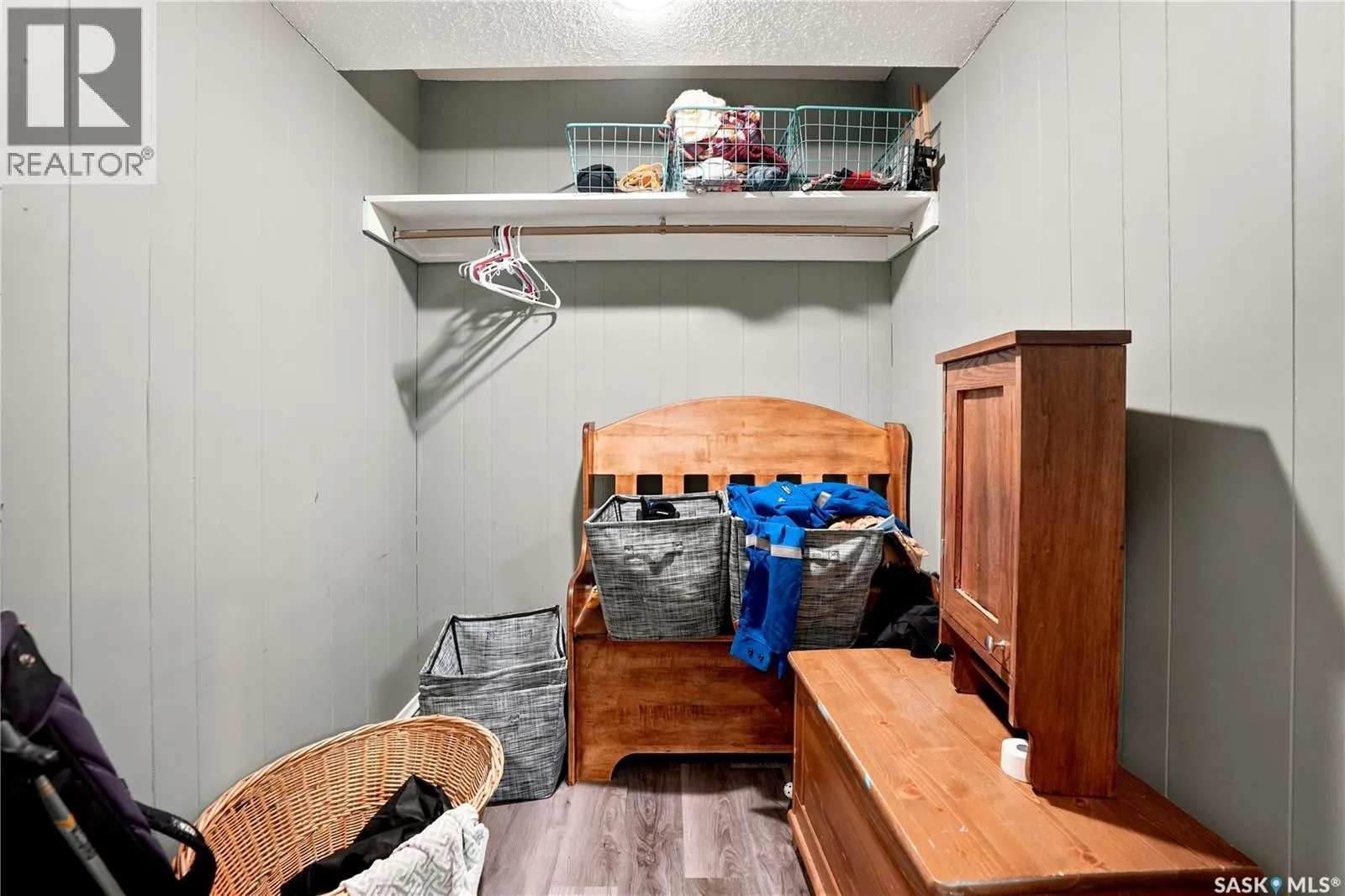 1313 Prince CRESCENT