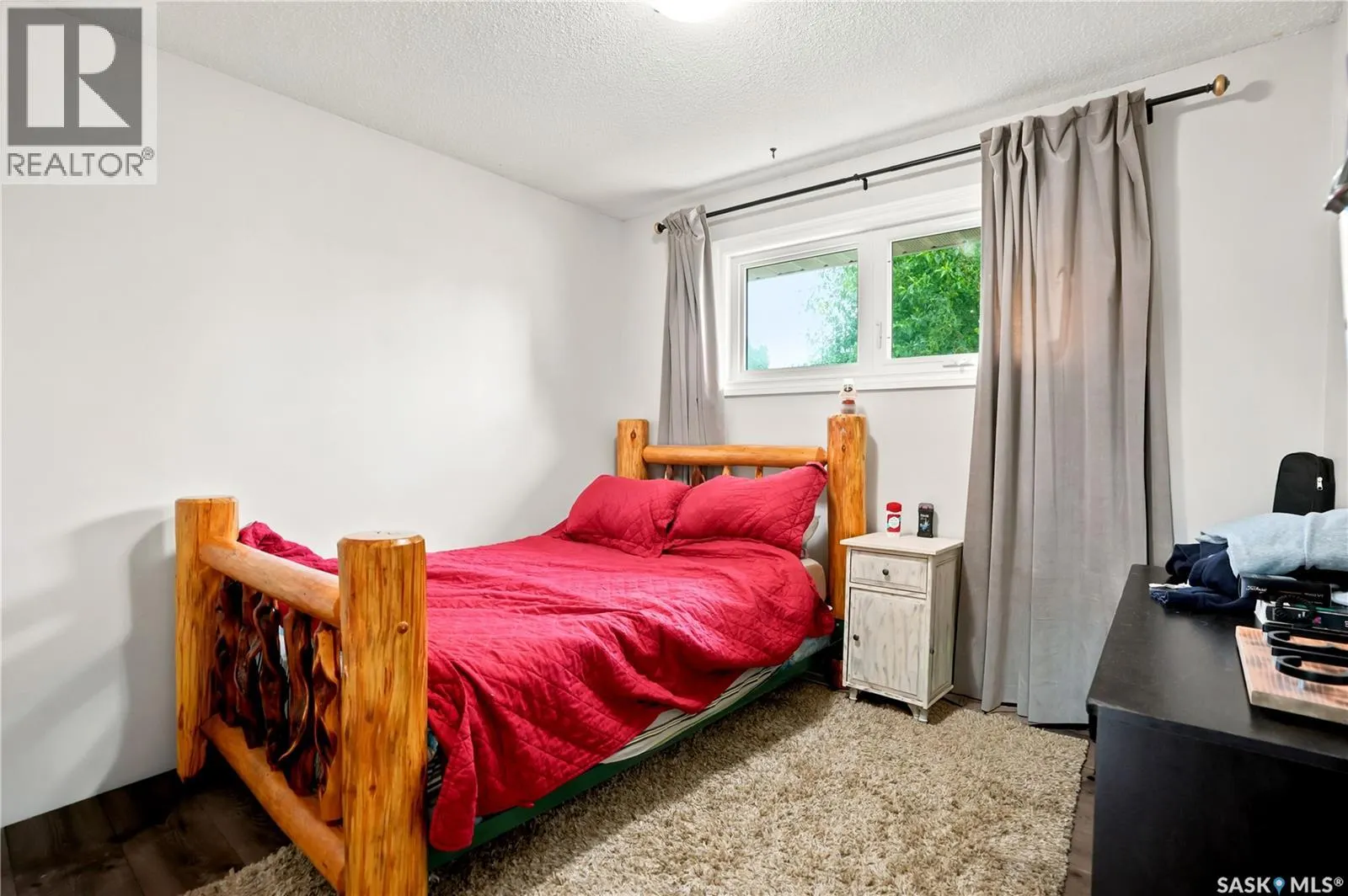 1313 Prince CRESCENT