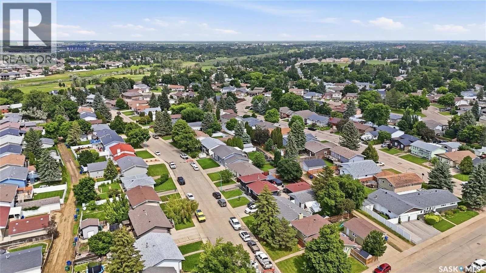 1313 Prince CRESCENT