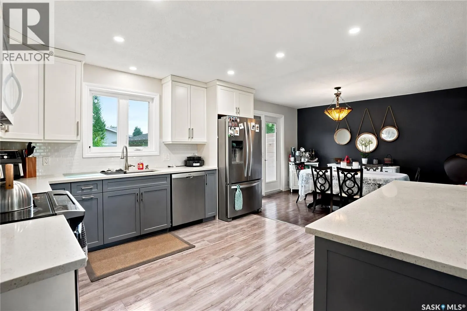1313 Prince CRESCENT