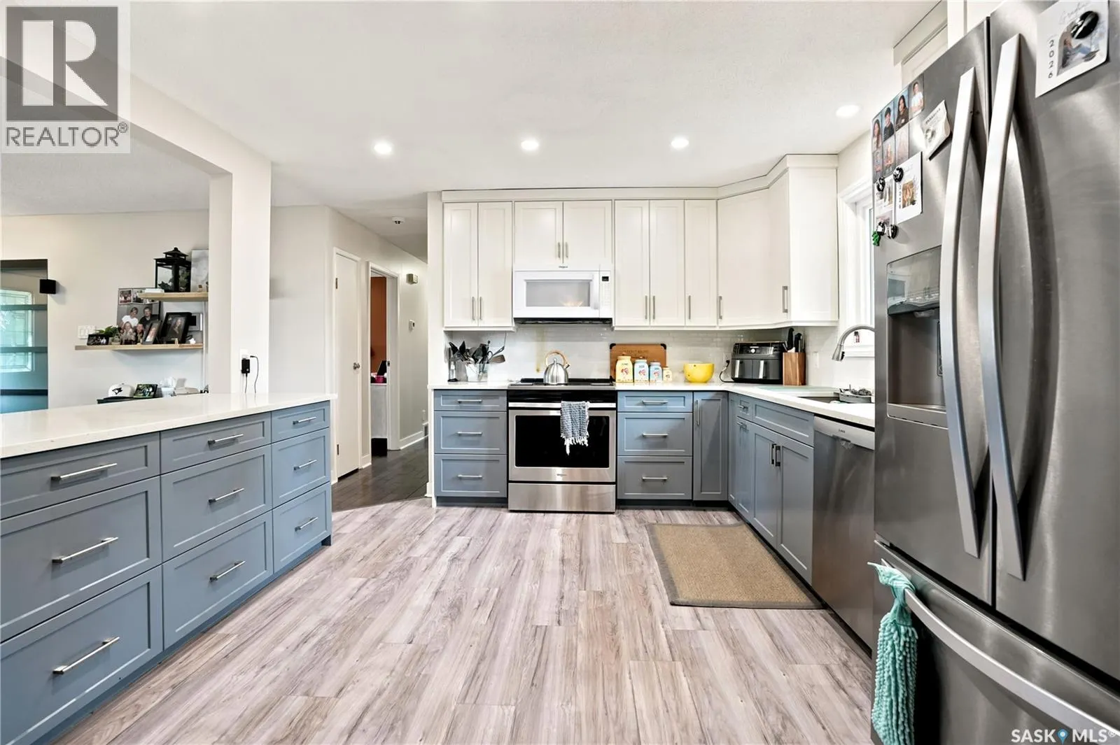 1313 Prince CRESCENT
