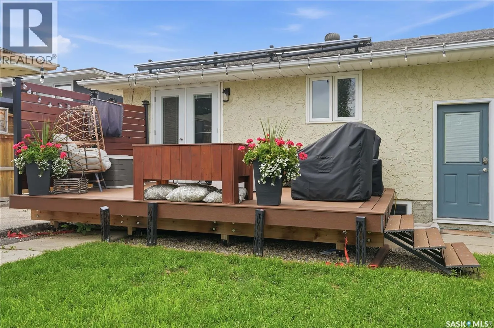1313 Prince CRESCENT