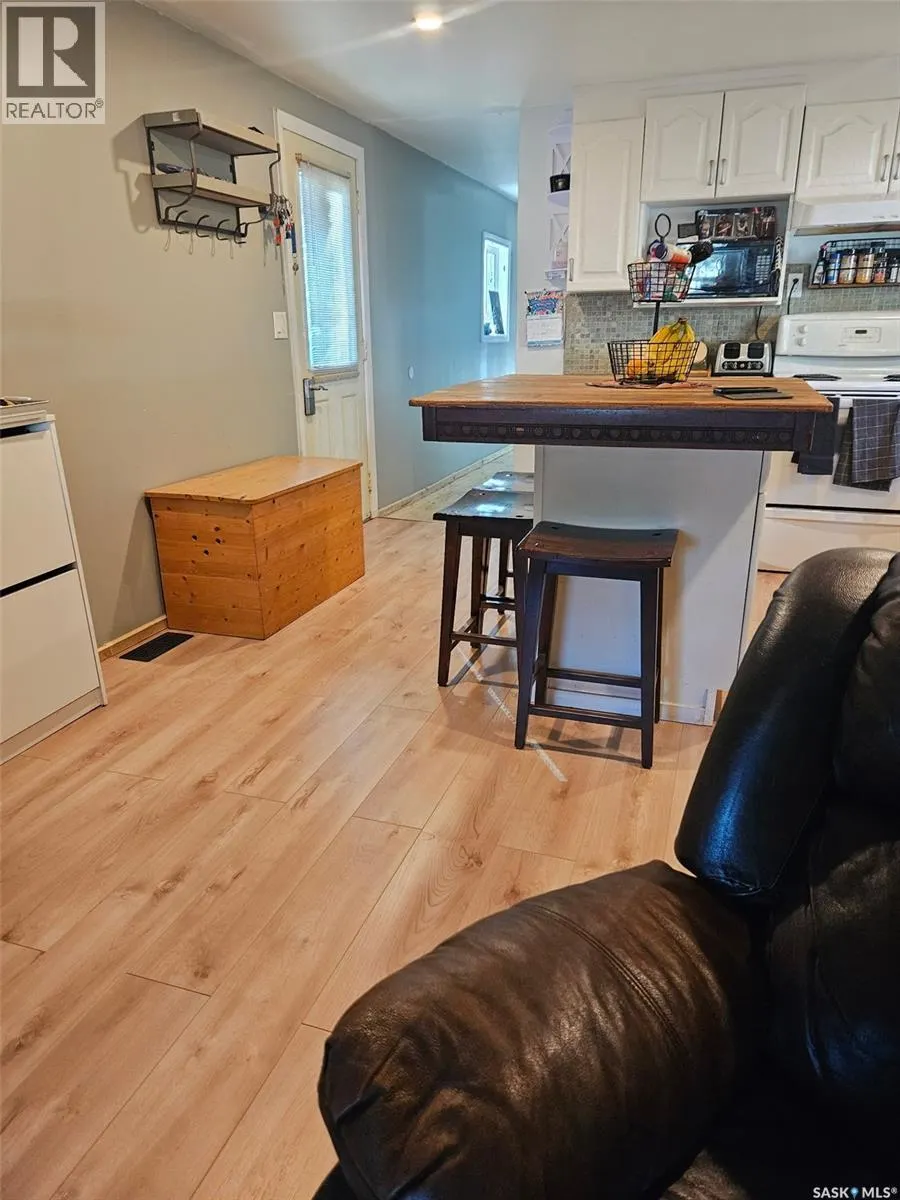 C2 1455 9th AVENUE NE