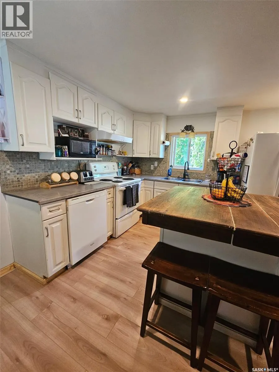 C2 1455 9th AVENUE NE