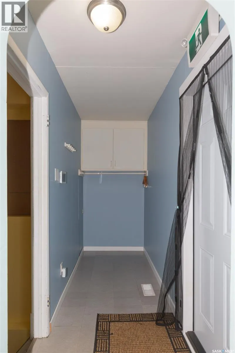 454 Fairford STREET W