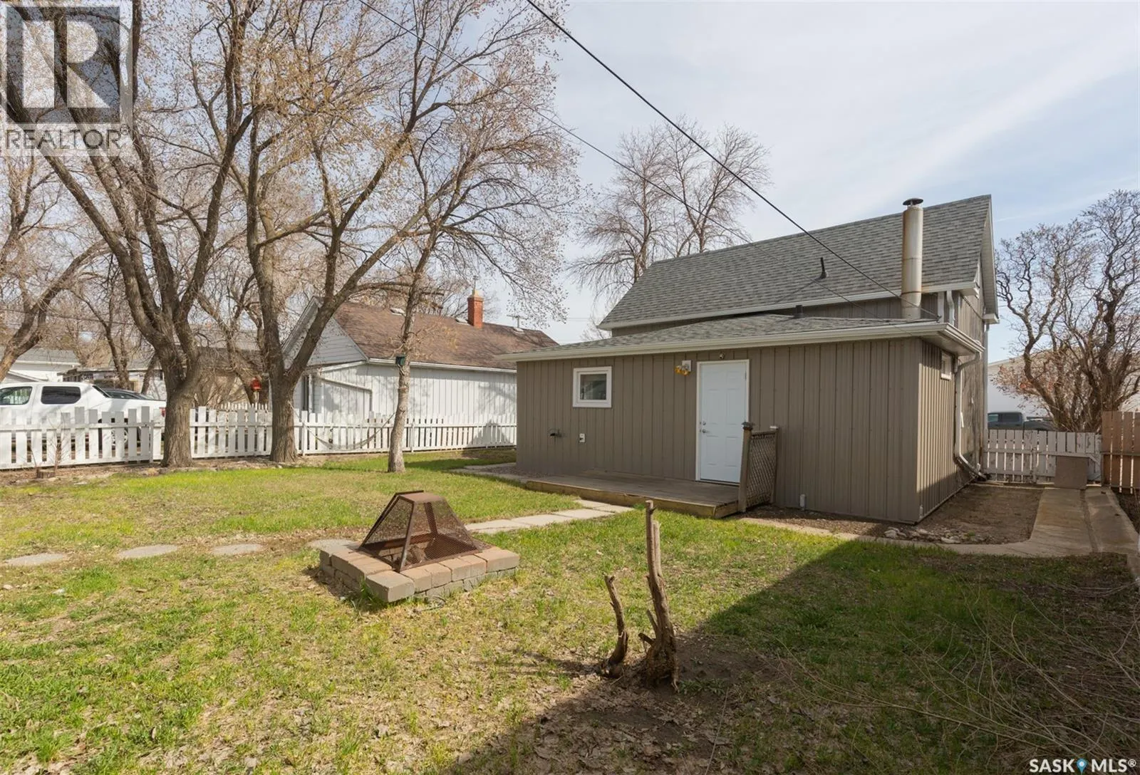 454 Fairford STREET W