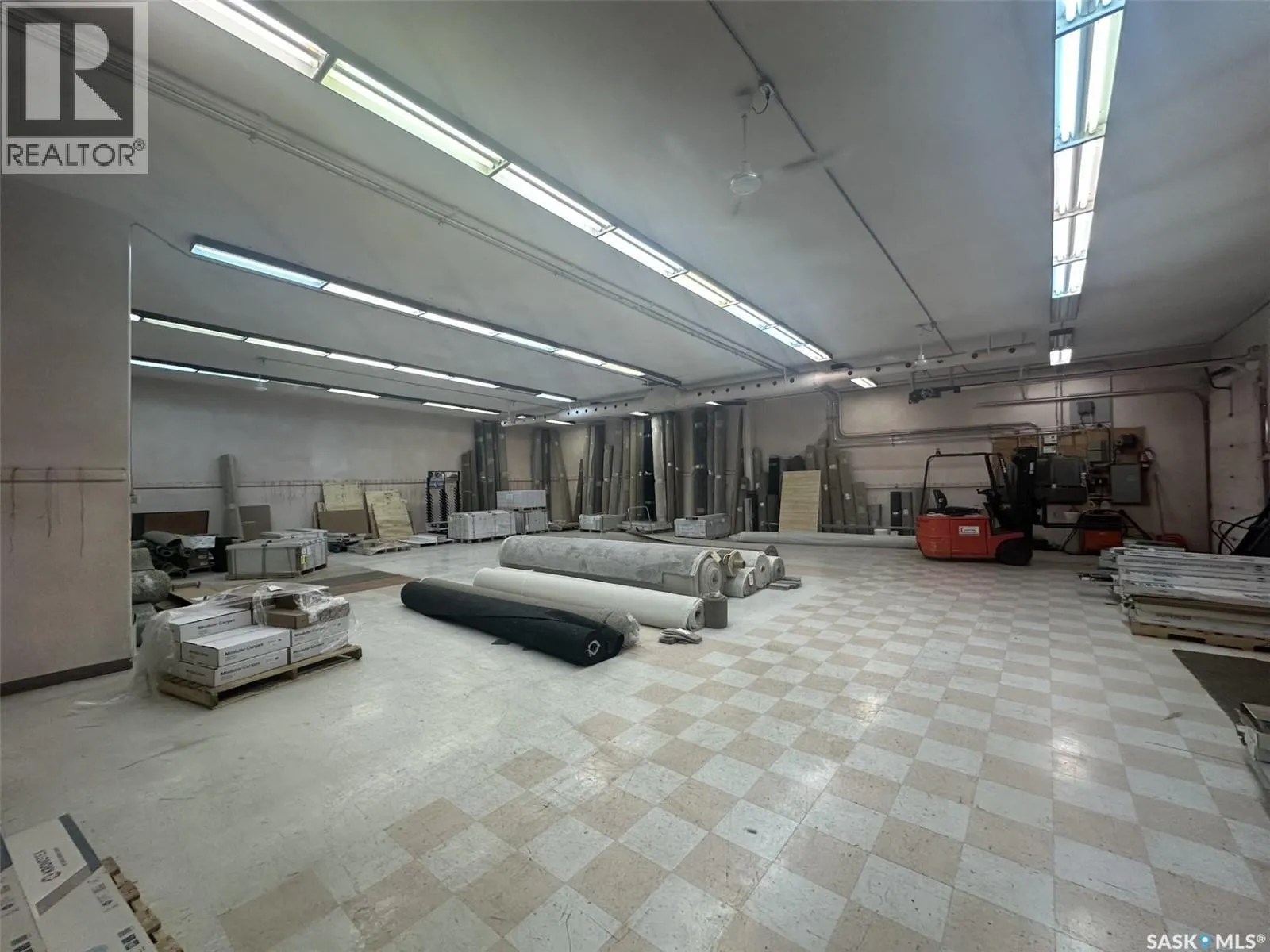 326 High STREET W