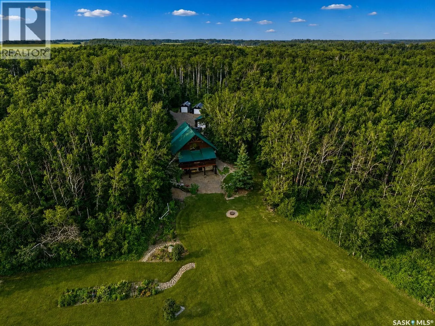 South Sask River Front Acreage