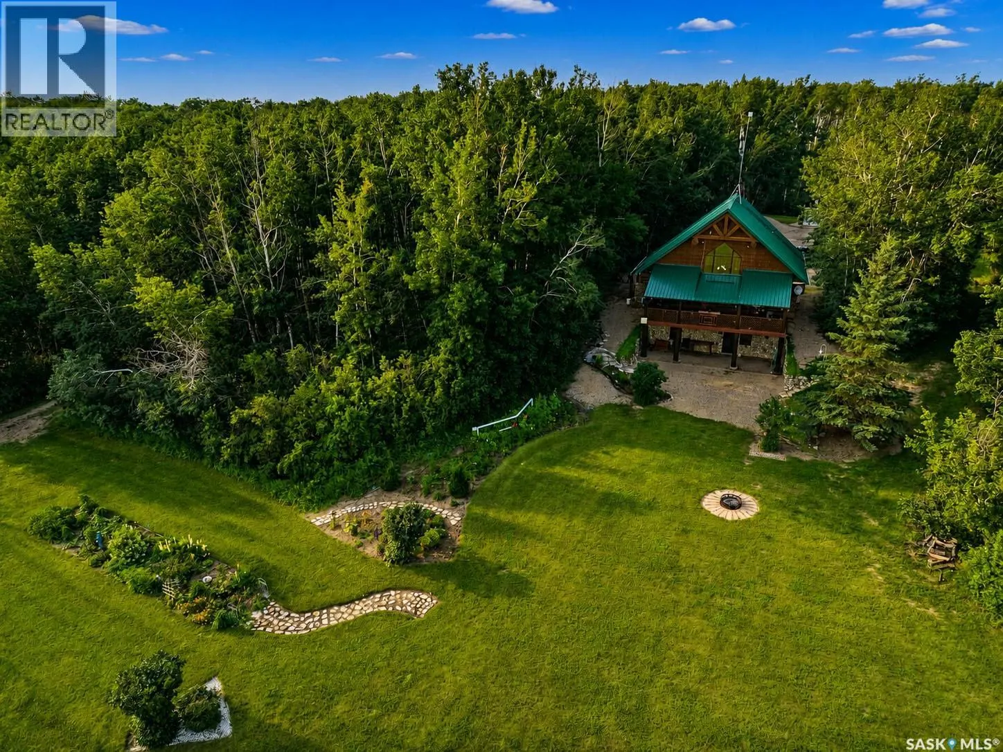 South Sask River Front Acreage