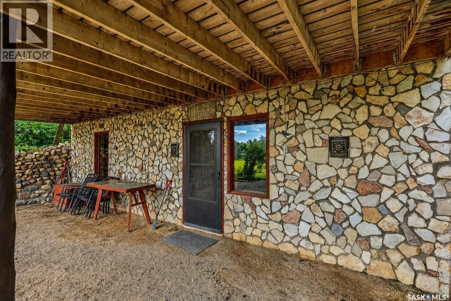 South Sask River Front Acreage
