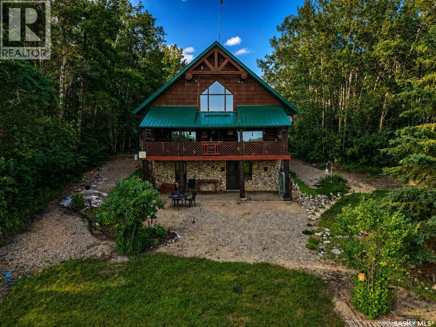South Sask River Front Acreage