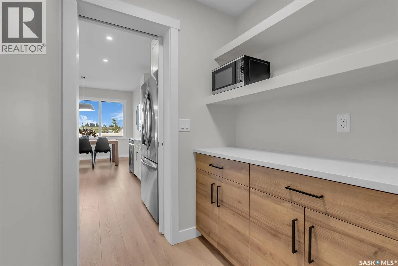 463 Traeger CLOSE