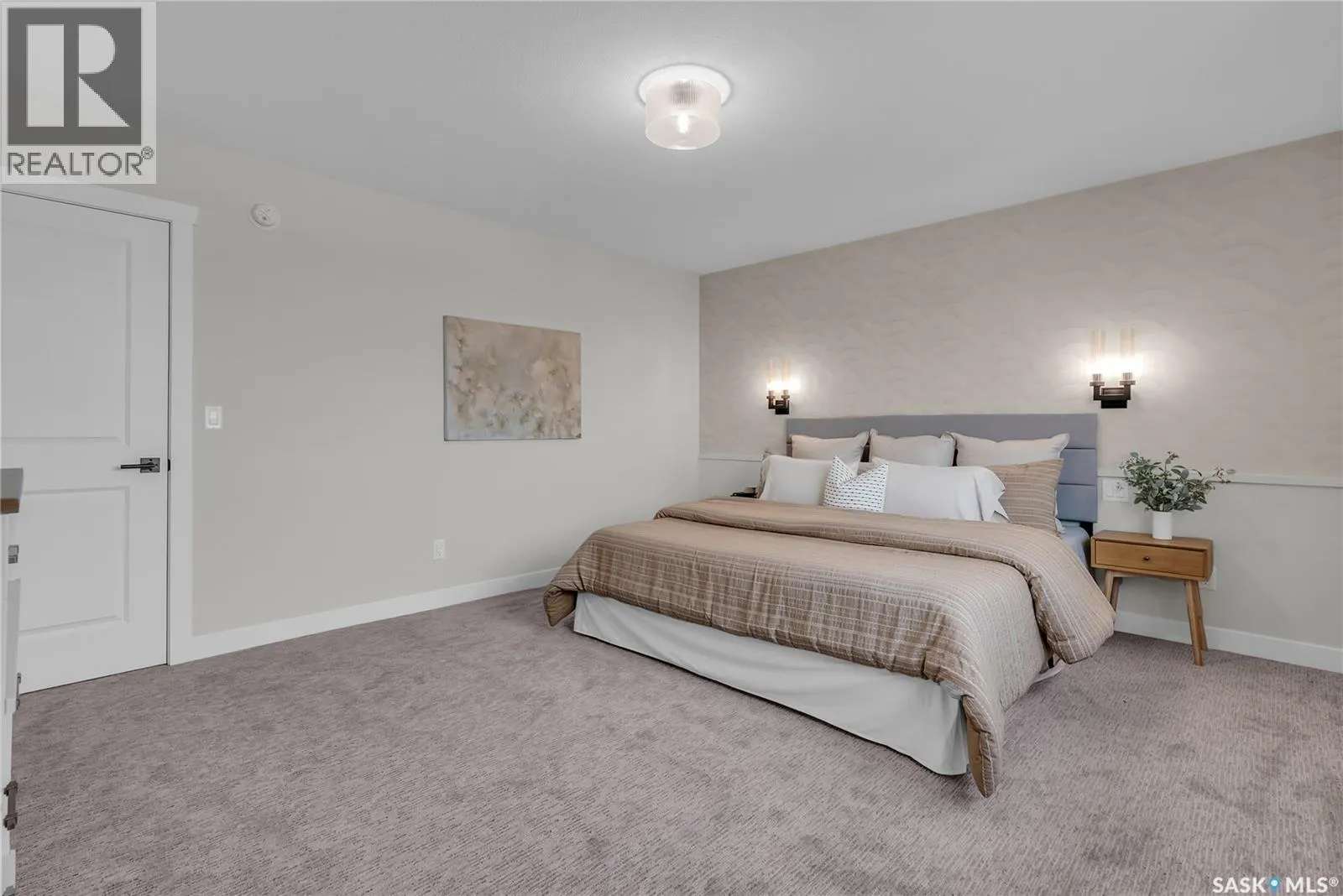 463 Traeger CLOSE