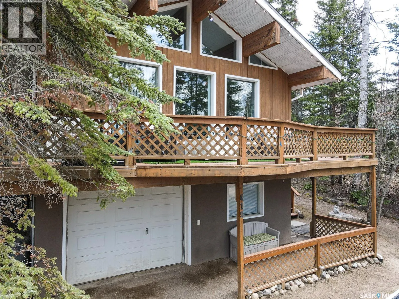 619 Marine DRIVE