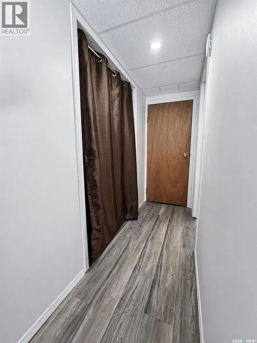 619 Marine DRIVE