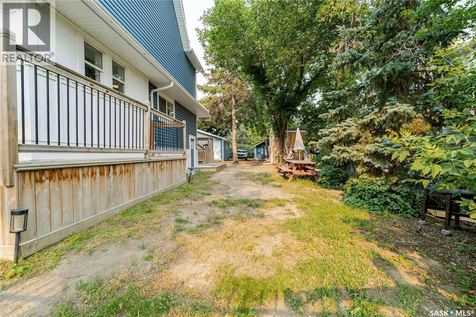 414 Main STREET S