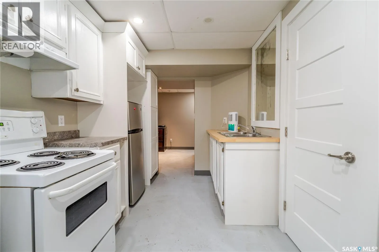 414 Main STREET S