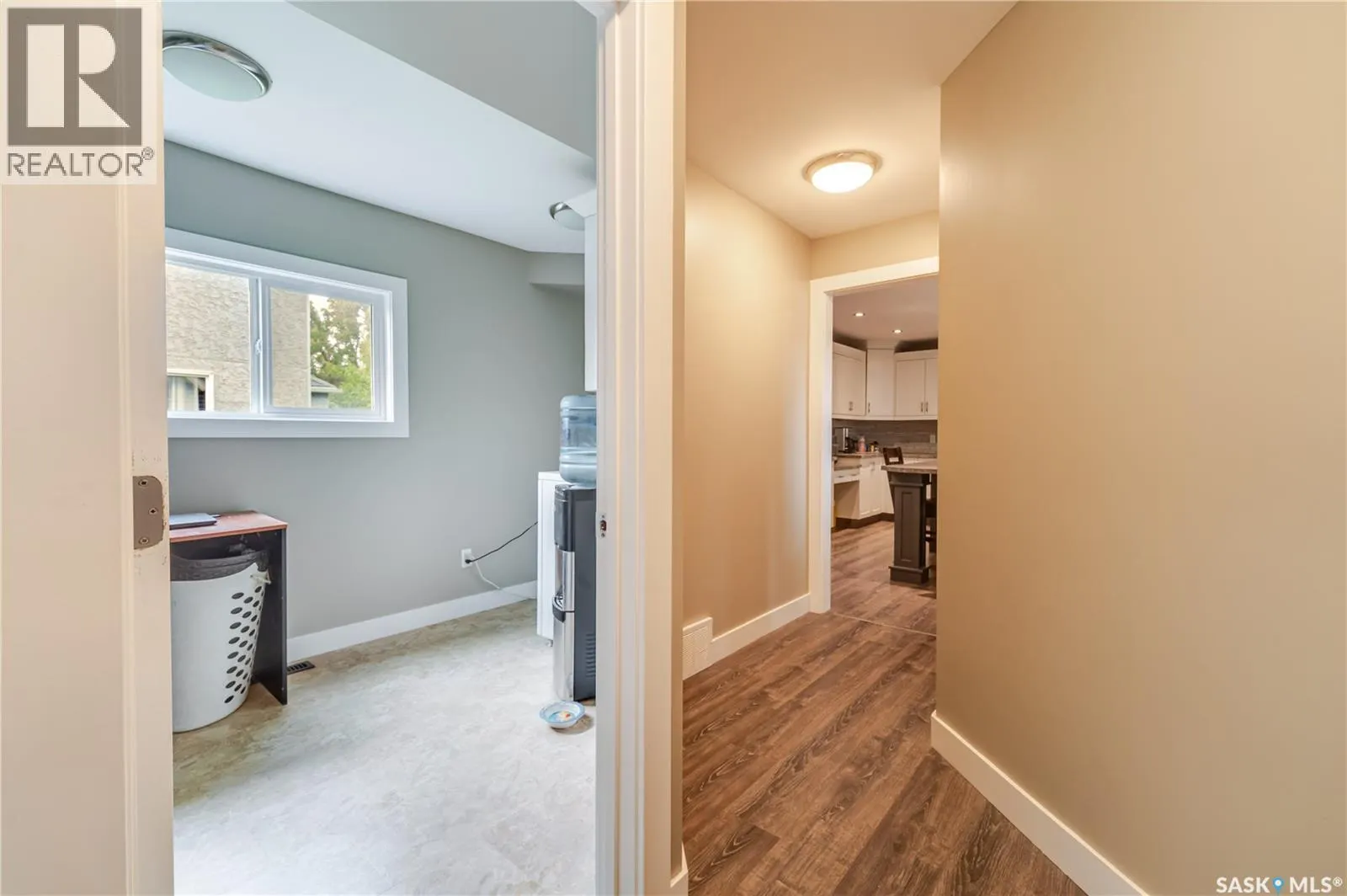 414 Main STREET S