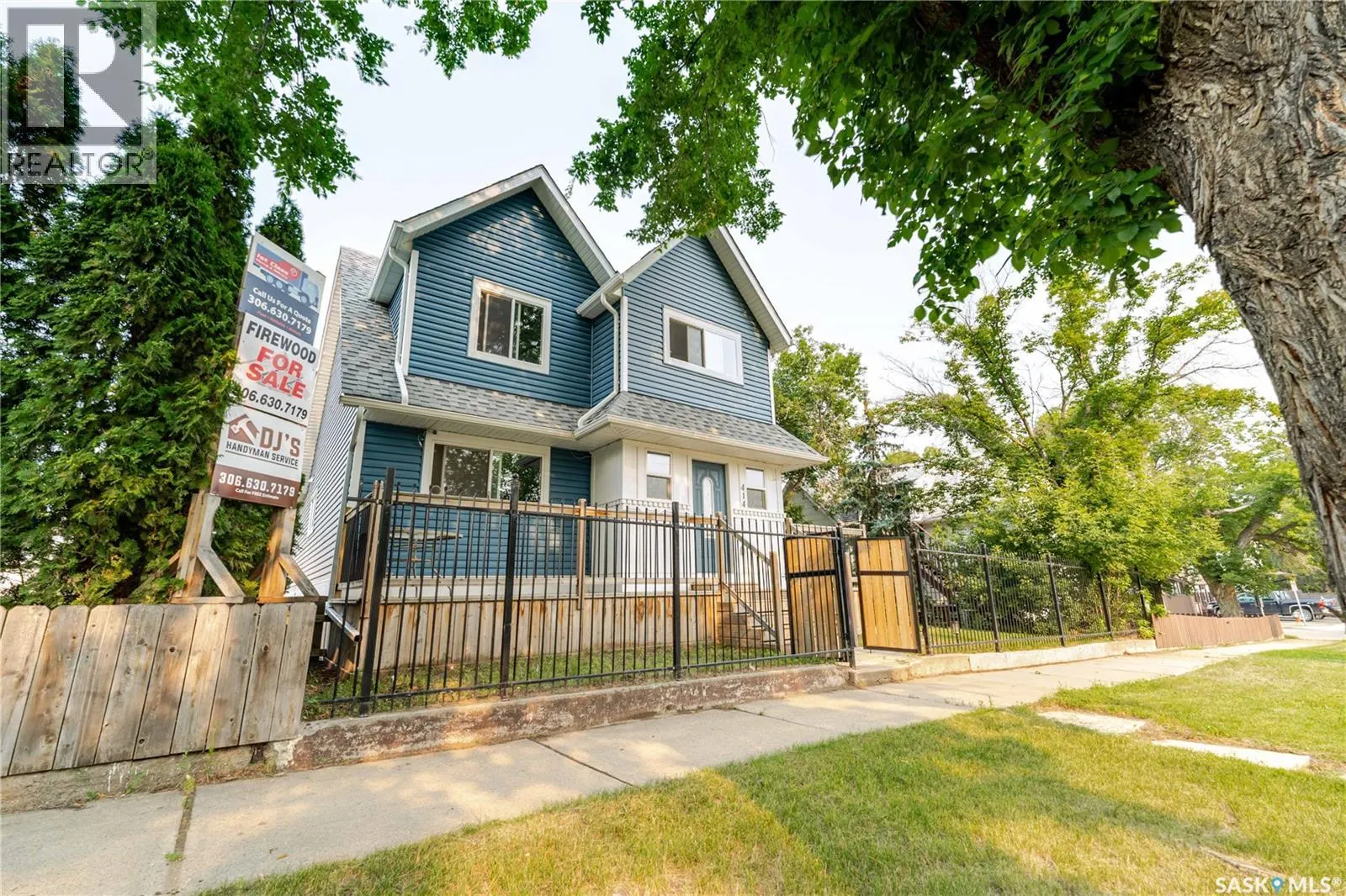 414 Main STREET S