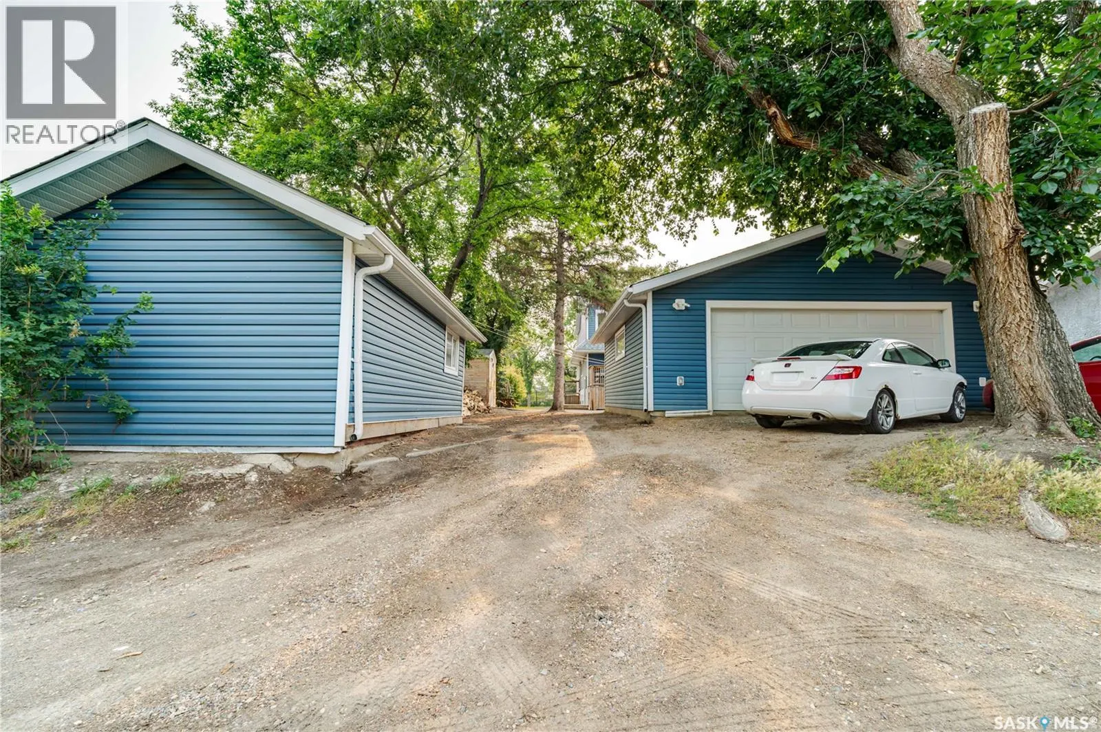 414 Main STREET S