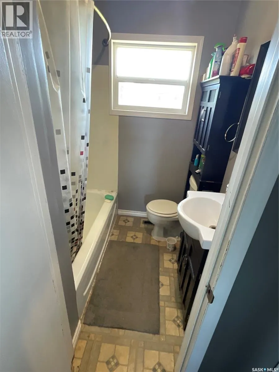 217 3rd STREET N