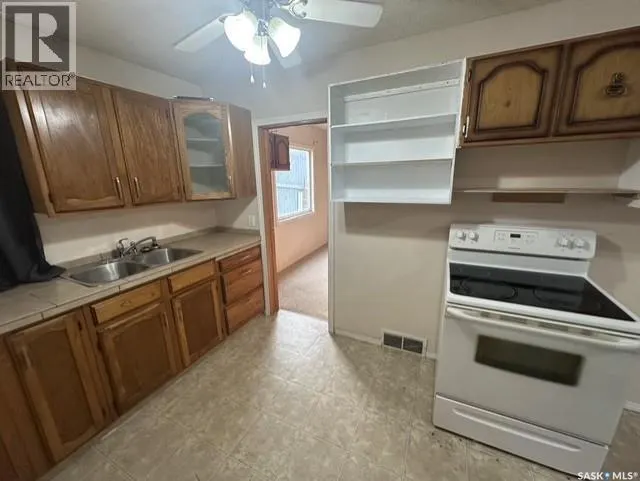 310 High STREET W