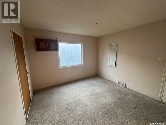 310 High STREET W