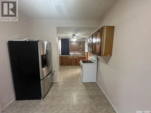 310 High STREET W