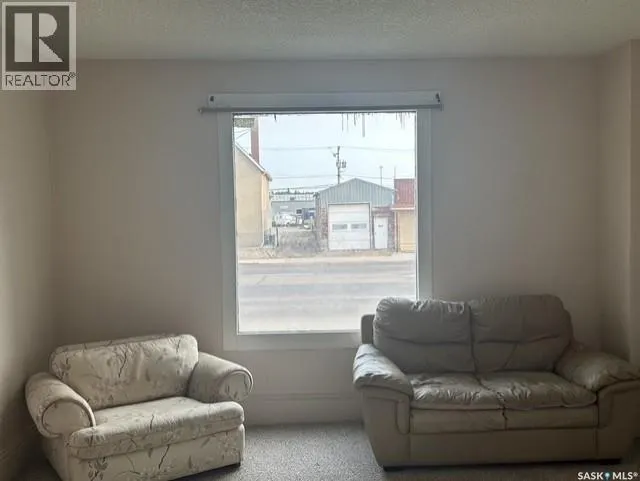 310 High STREET W