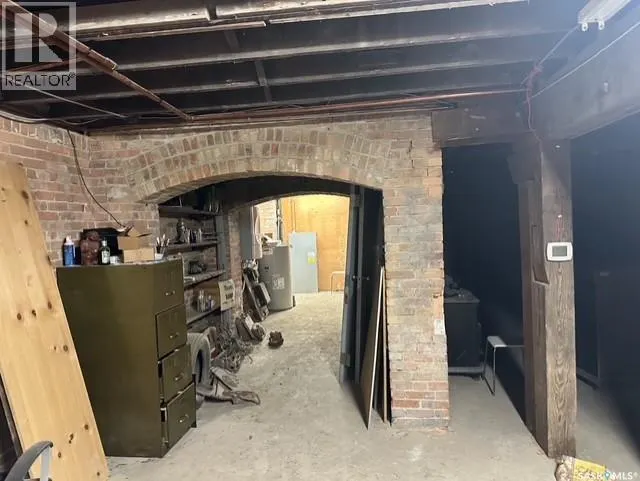 41 High STREET W