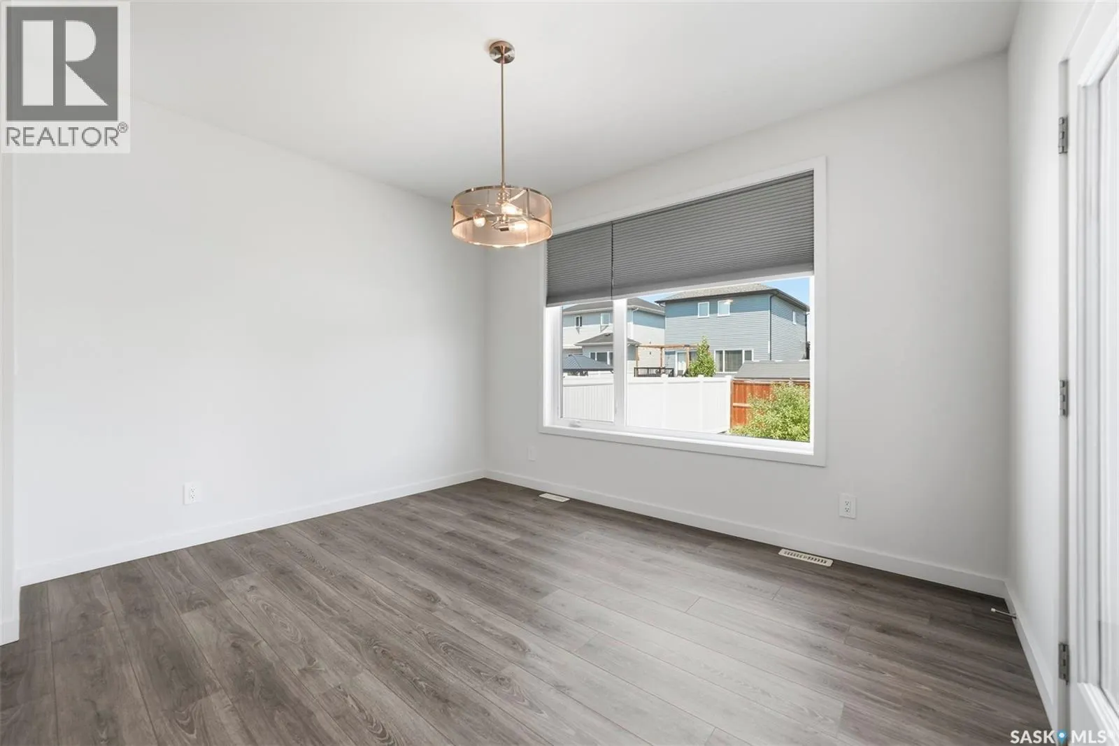 377 Germain MANOR