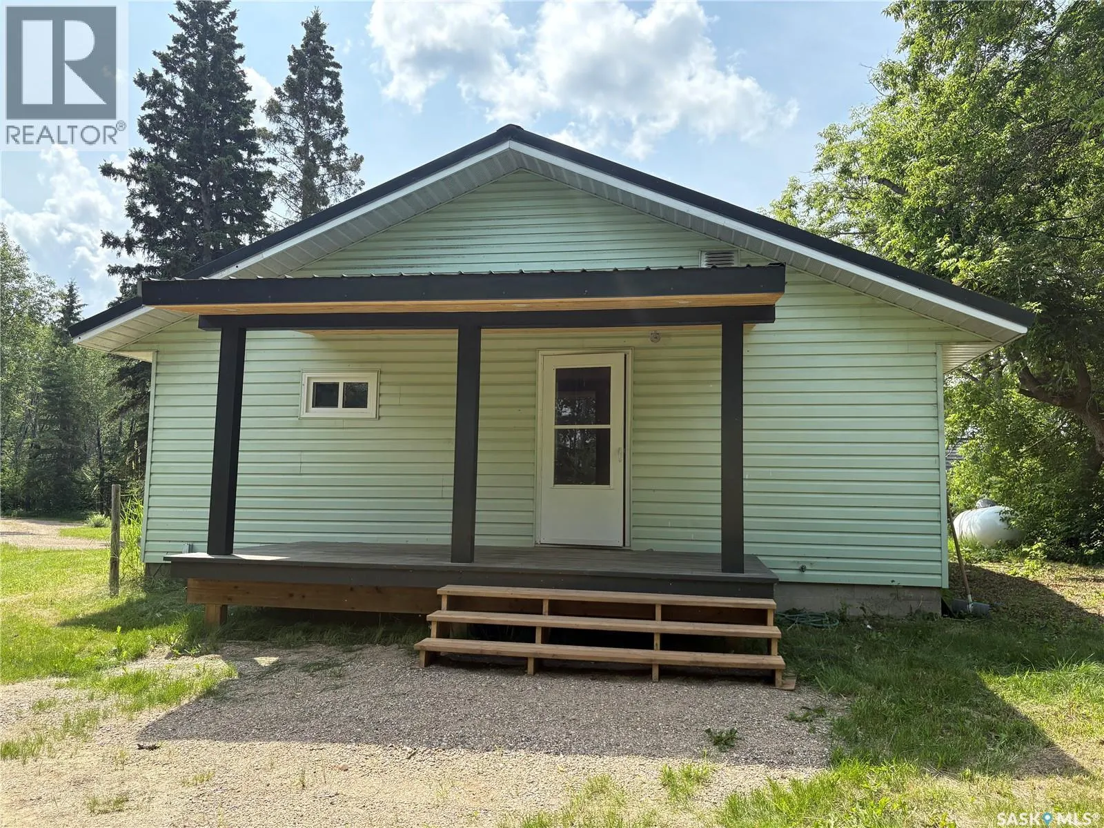 Thompson Acreage